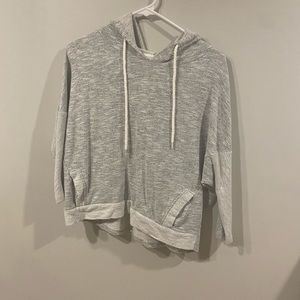 Gray hooded, crop sweatshirt